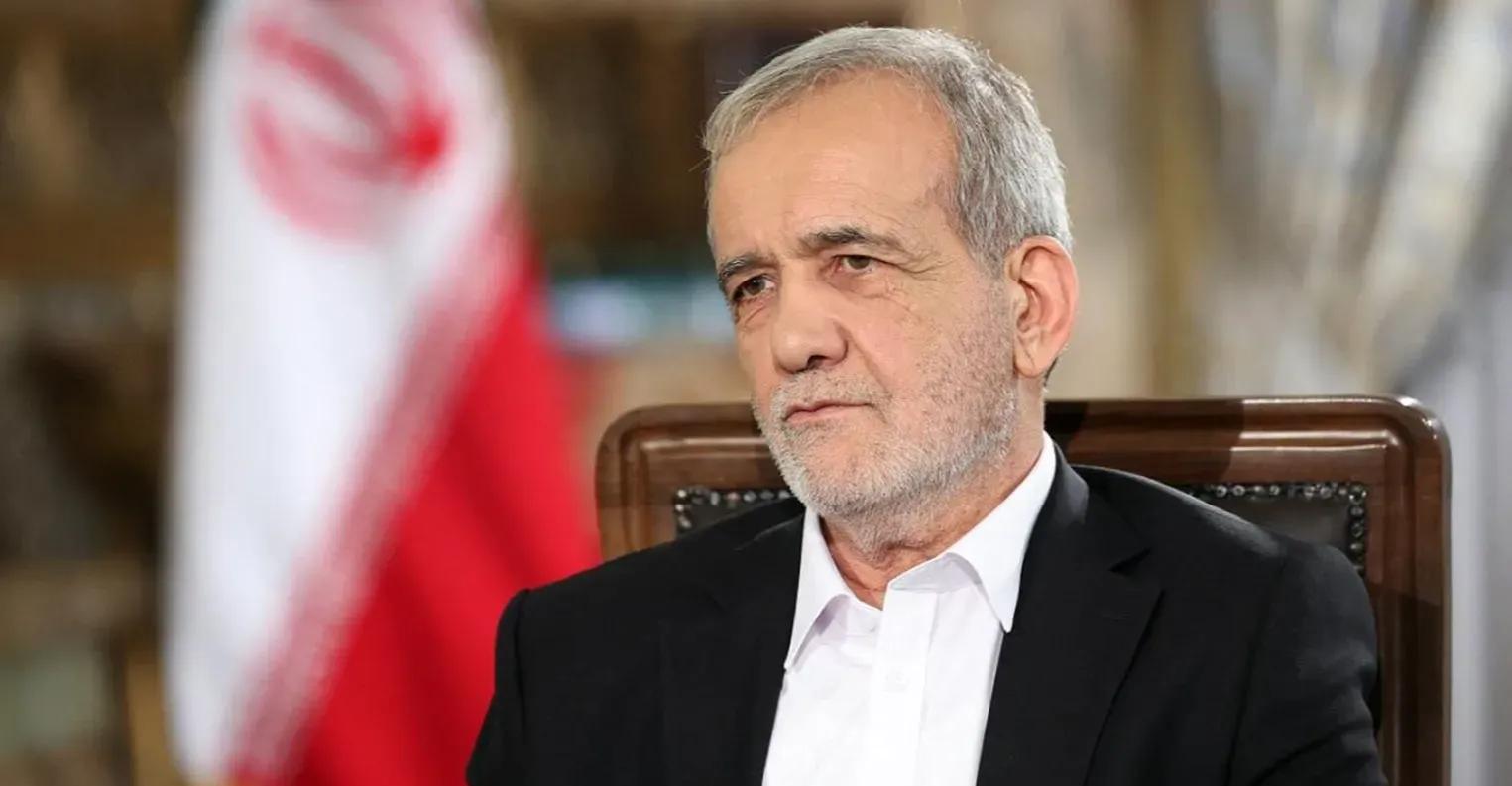 الرئيس الايراني: لا قيود ولا حدود أمامنا في الدفاع عن أنفسنا 