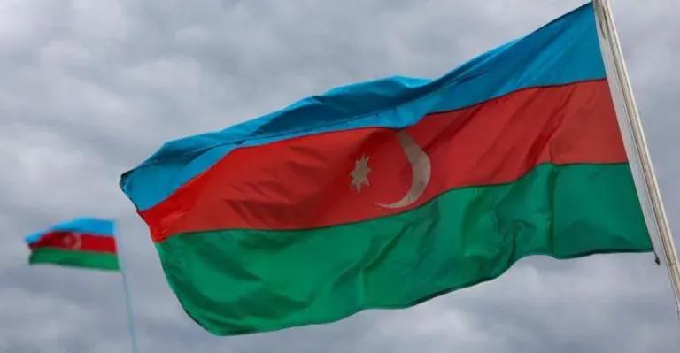 أذربيجان تسحب بعثتها الدبلوماسية من إيران احتجاجاً على الهجمات