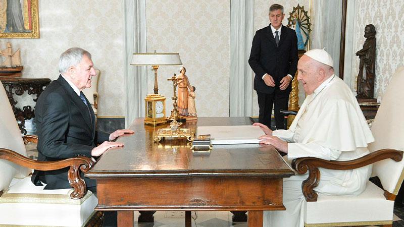 سەرۆککۆمار و خانمی یەکەم لە ڤاتیکان چاویان بە قەداسەتی پاپا کەوت