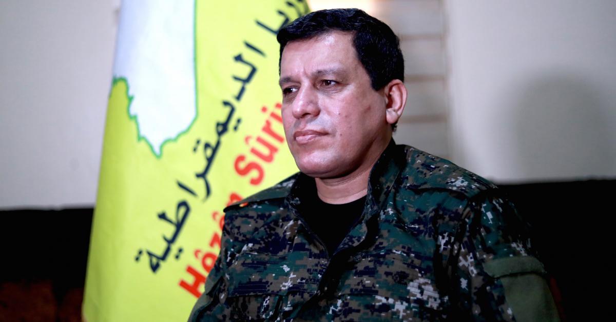 مەزڵوم کۆبانێ: بە بێ دیرەزوور و ڕەقە گفتوگۆ لەگەڵ دیمەشق ناکەین