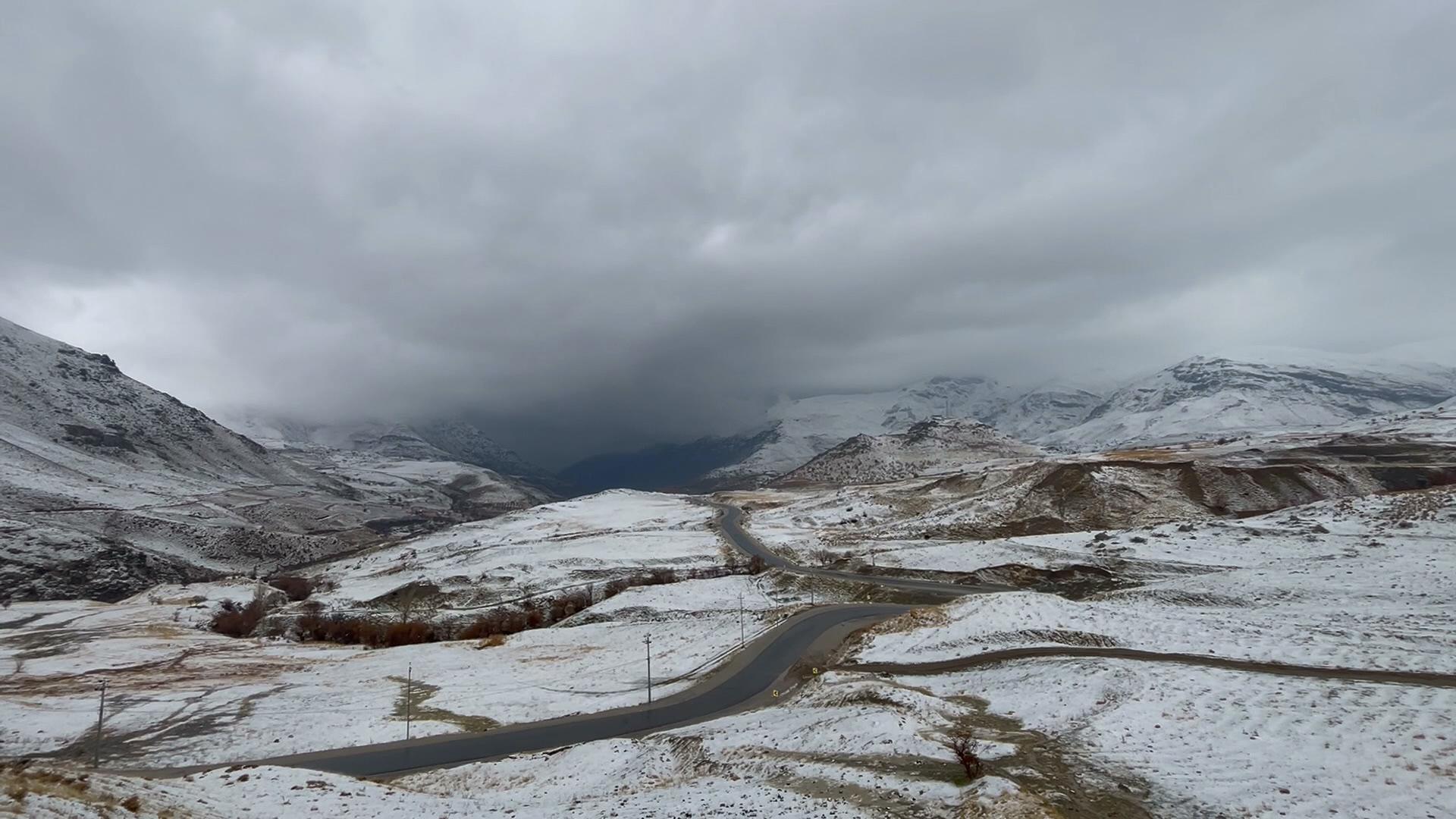 شەپۆلێکی بەفر و باران بارین دەڤەری باڵەکایەتی گرتەوە