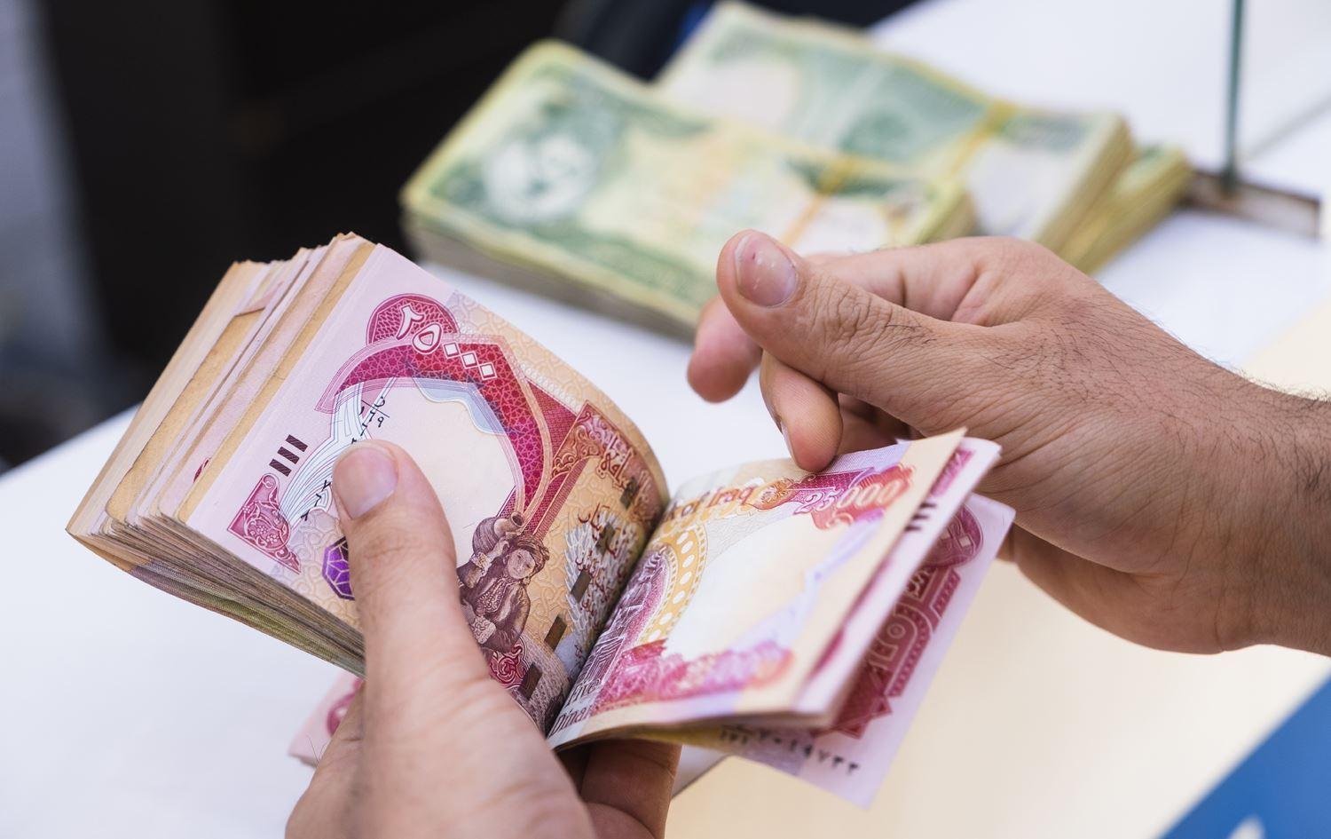 داوای چارەسەرکردنی کاریگەرییەکانی دابەزینی بەھای دینار دەکرێت