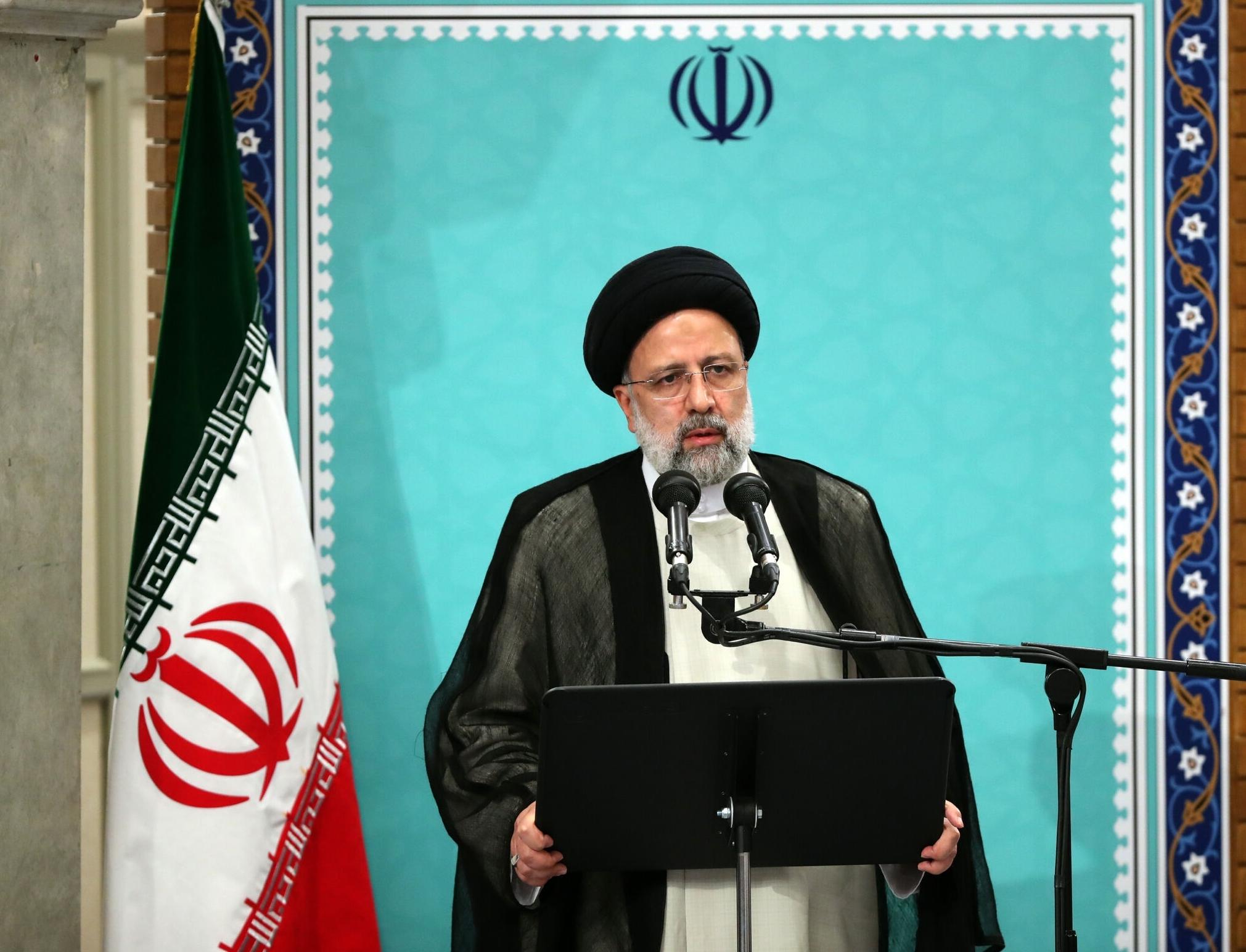 رەئیسی: لە ئەگەری ھەر جوڵەیەکی ئیسرائیل دژ بە وڵاتەکەمان تەلئەبیب دەکەینە ئامانج