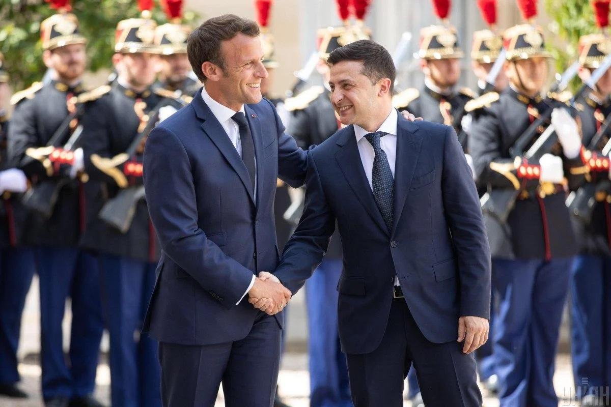 زیلینسکی داوا لە ماکرۆن دەکات سەردانی ئۆکراین بکات