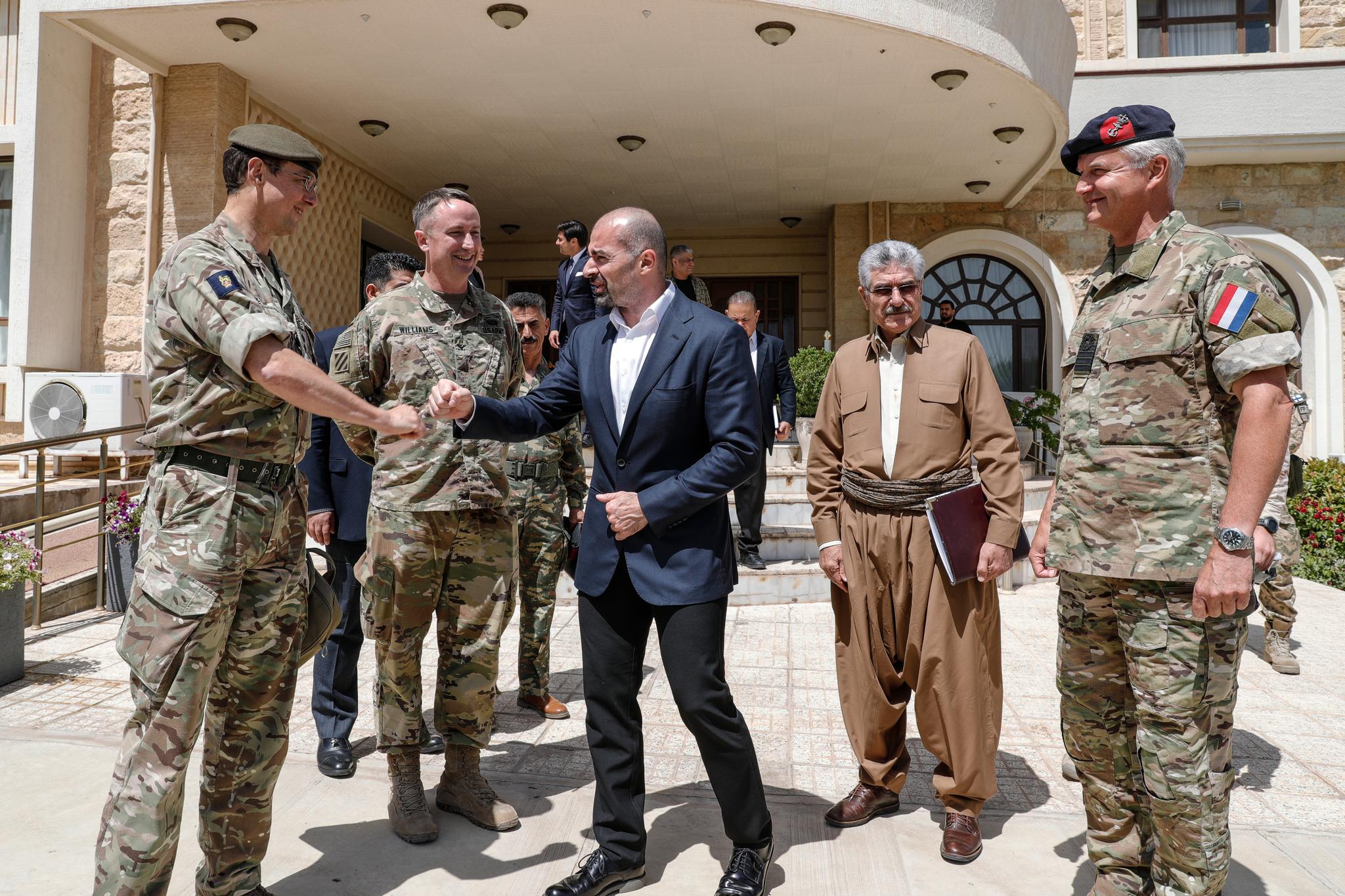 بافڵ تاڵەبانی : دەبێت یەکخستنەوە وڕێکخستنەوەی ھێزەکانی پێشمەرگە لەسەر بنەمای ھاوسەنگی و یەکسانی بێت