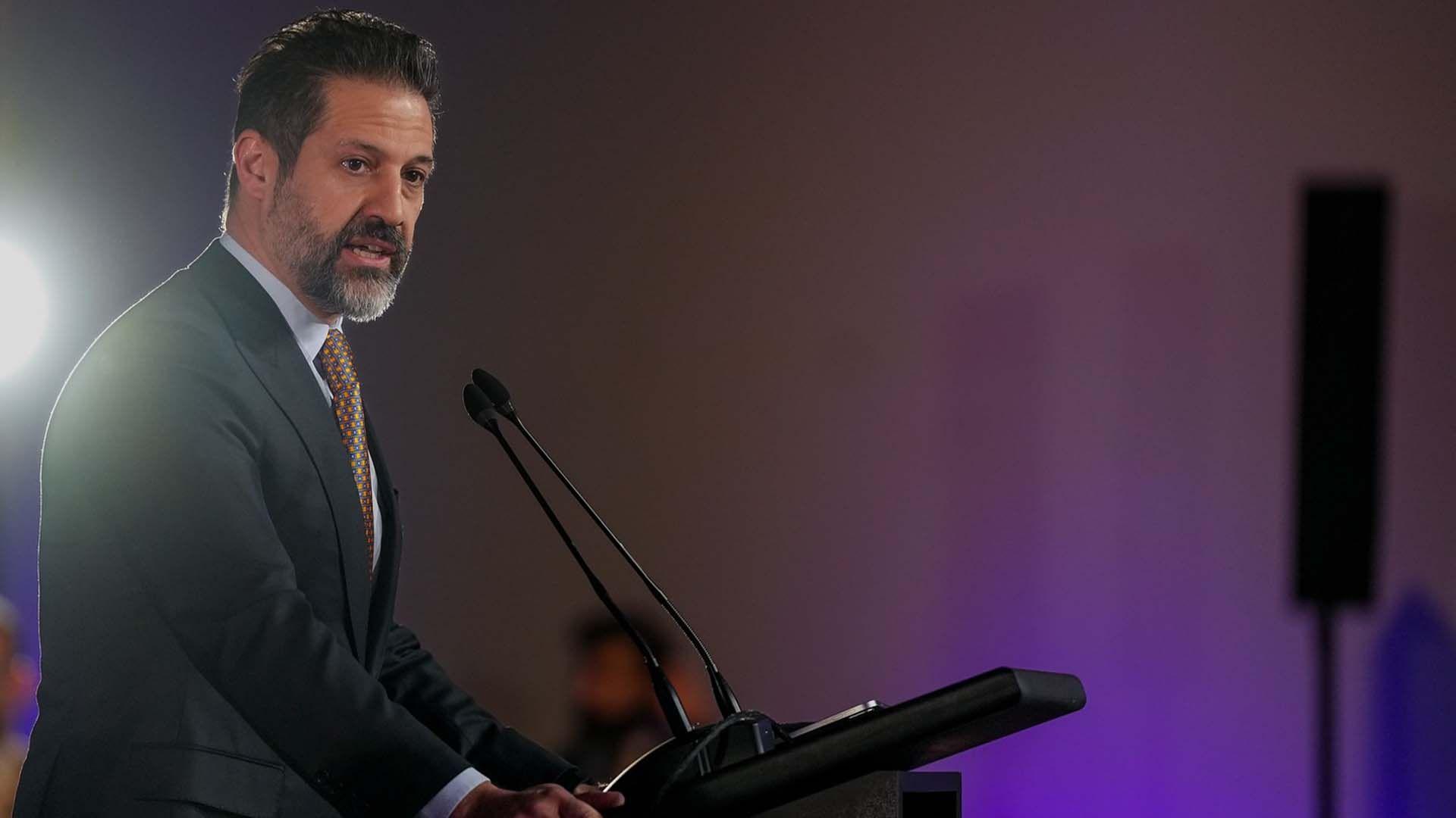 قوباد تاڵەبانی: یادکردنەوەی زامی هەڵەبجە و ئەنفال و ئازارەکانی دیکە بۆنەیەکن بۆ بیرکردنەوە لەبوون و مێژوومان