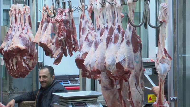 بازرگانی عێراق: قۆرخکاری و بەرزبوونەوەی نرخی ئالیکی ئاژەڵ ھۆکاری گرانبوونی گۆشتی سورن