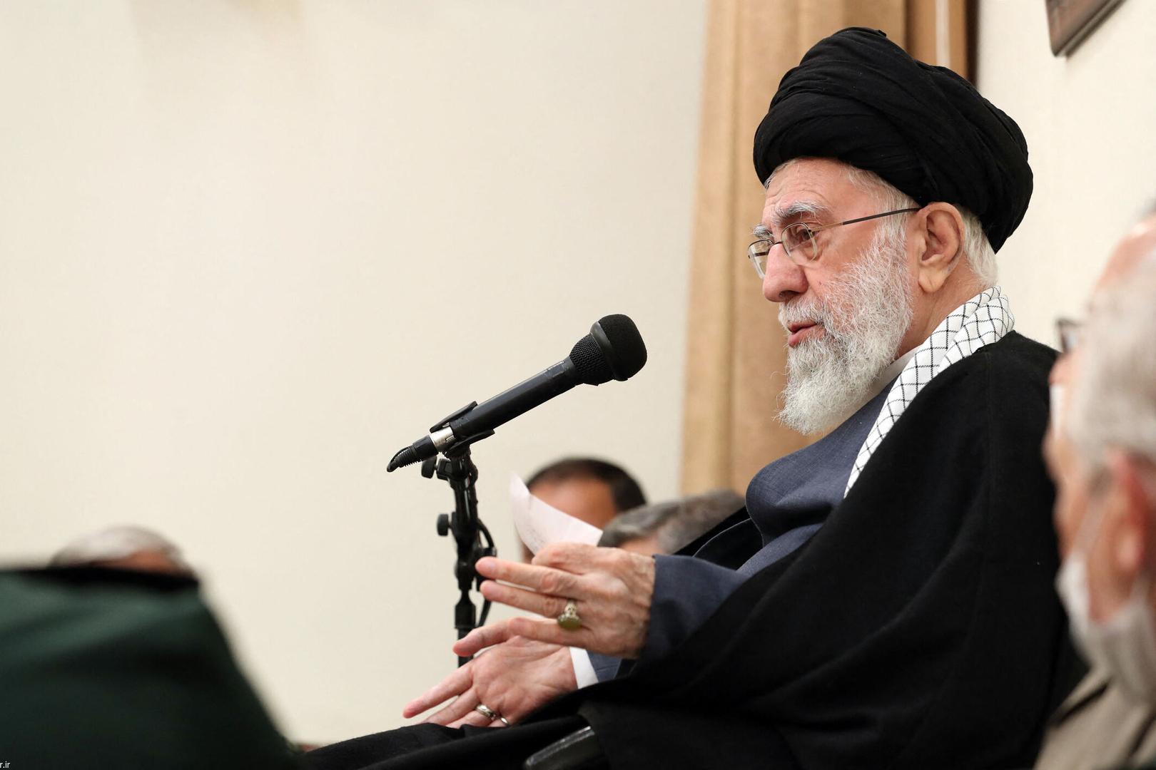خامنەیی دژایەتی خۆی بۆ ئەنجامدانی ریفراندۆم لە ئێران رادەگەیەنێت
