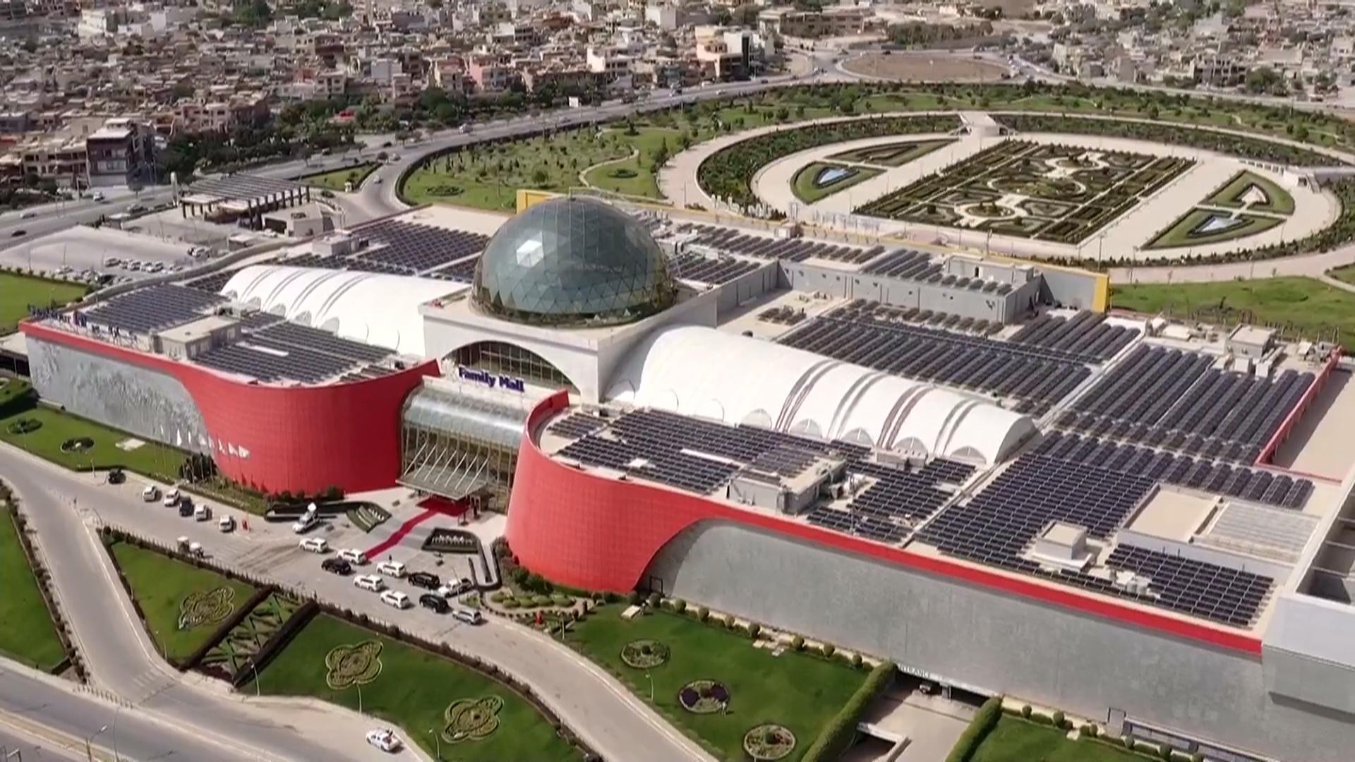 لە فاملی مۆڵی سلێمانی پڕۆژەی بەرھەمھێنانی وزەی کارەبا لە تیشکی خۆر جێبەجێکرا