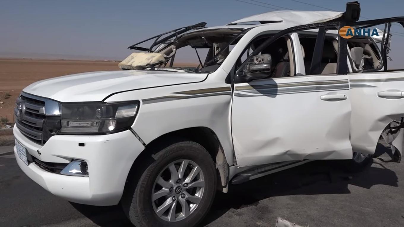 ئۆتۆمبێلێکی ئیدارەی خۆسەر لە نزیک قامیشلۆ تەقییەوە