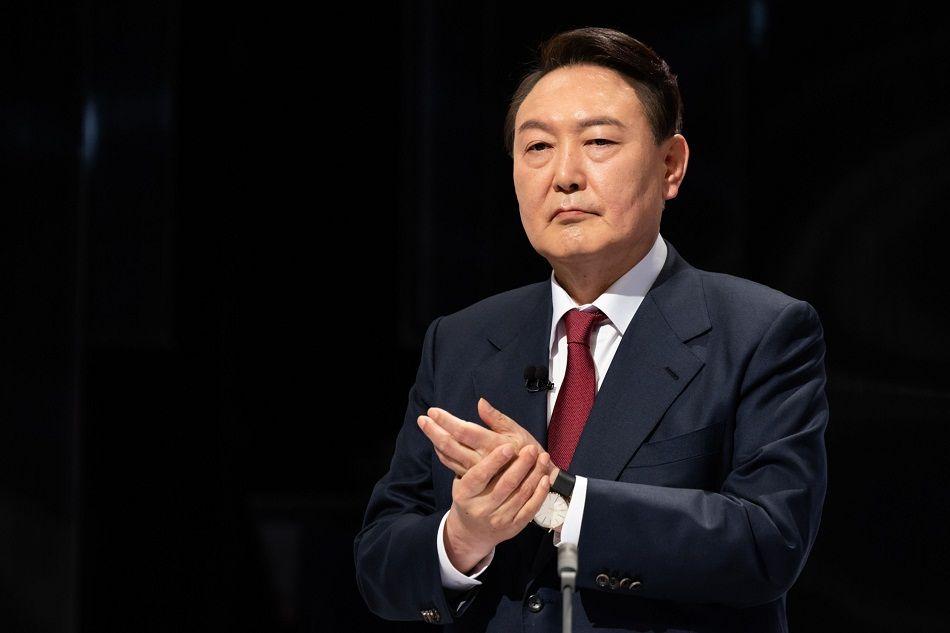 دادگای دەستوری کۆریای باشور سەرۆکی وڵاتەکەی لە کار لابرد