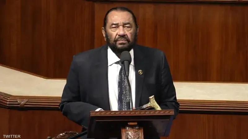 نائب أمريكي يطالب بعزل ترامب
