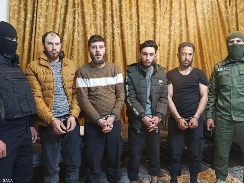 القبض على متهمين بارتكاب انتهاكات بحق المدنيين في إحدى قرى الساحل السوري