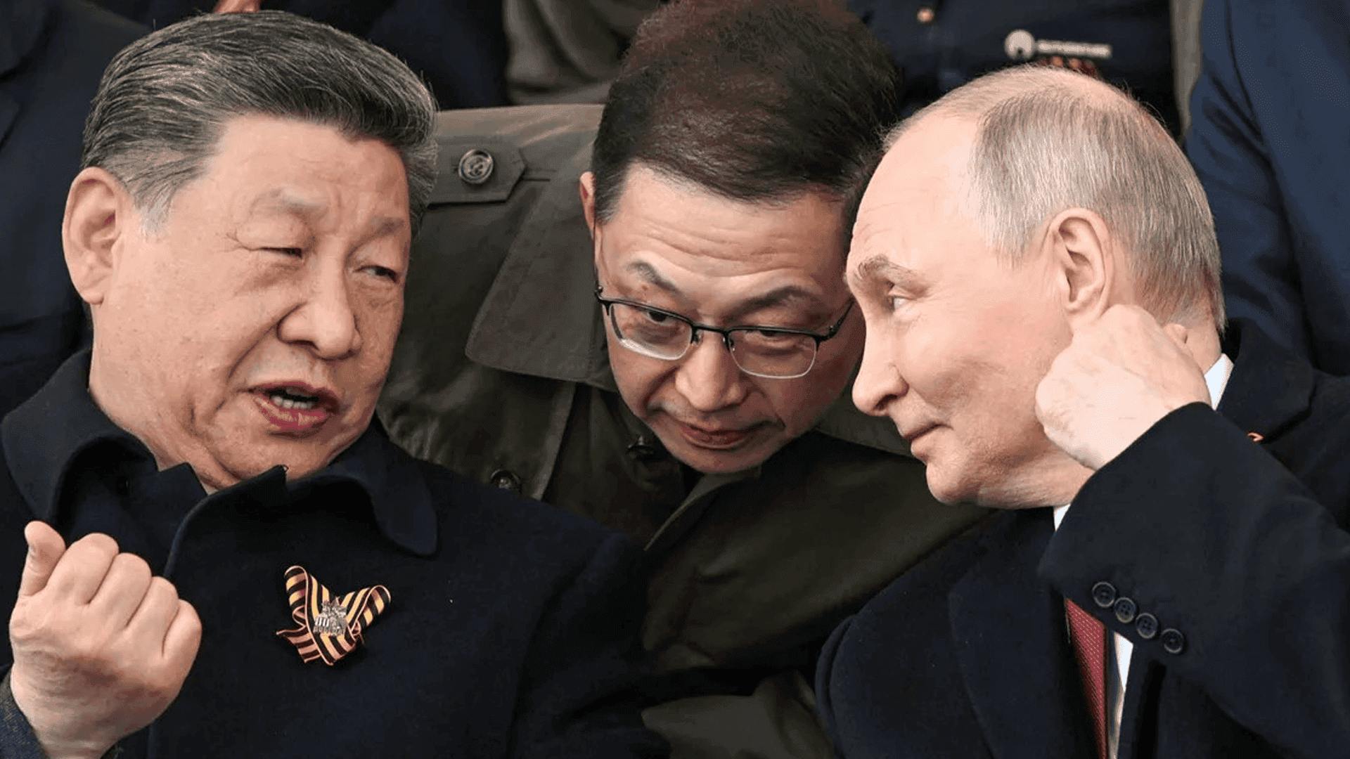 ترەمپ لە دەرگای پەکین دەدات و دەیەوێت پوتن بیکاتەوە