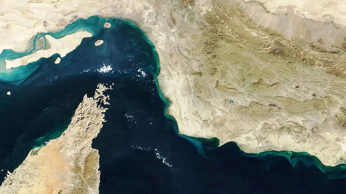 لە سەرەتای هێرشەكانی سەر ئێرانەوە 10 كەشتی لە گەرووی هورمز بەئامانج گیراون