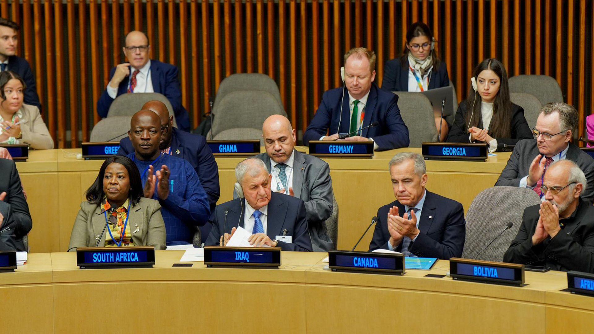 سەرۆک کۆمار جەخت لەسەر پێویستی پەرەپێدانی هاریکارییەکان بۆ بنیاتنانی سیستەمێکی دارایی نێودەوڵەتی دادپەروەرتر و خۆڕاگرتر دەکاتەوە 