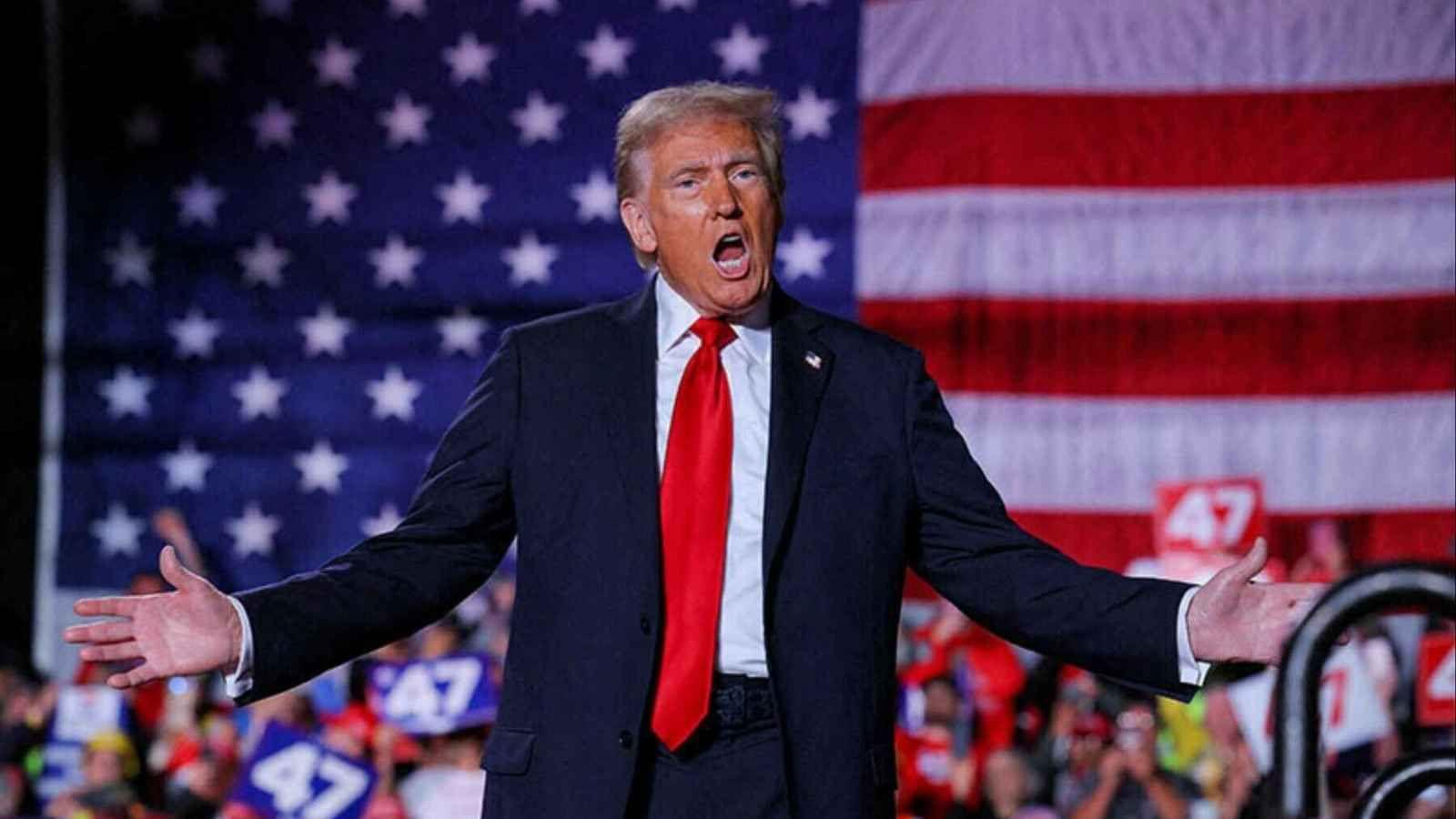 ترامب يحتفل بـ100 يوم: "استعدنا أعظم اقتصاد في التاريخ"