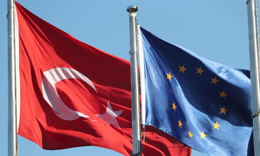 كۆمسیۆنی ئەوروپا: بە ئەندامبوونی توركیا لە یەكێتیی ئەوروپا گەیشتۆتە رێگایەكی داخراو