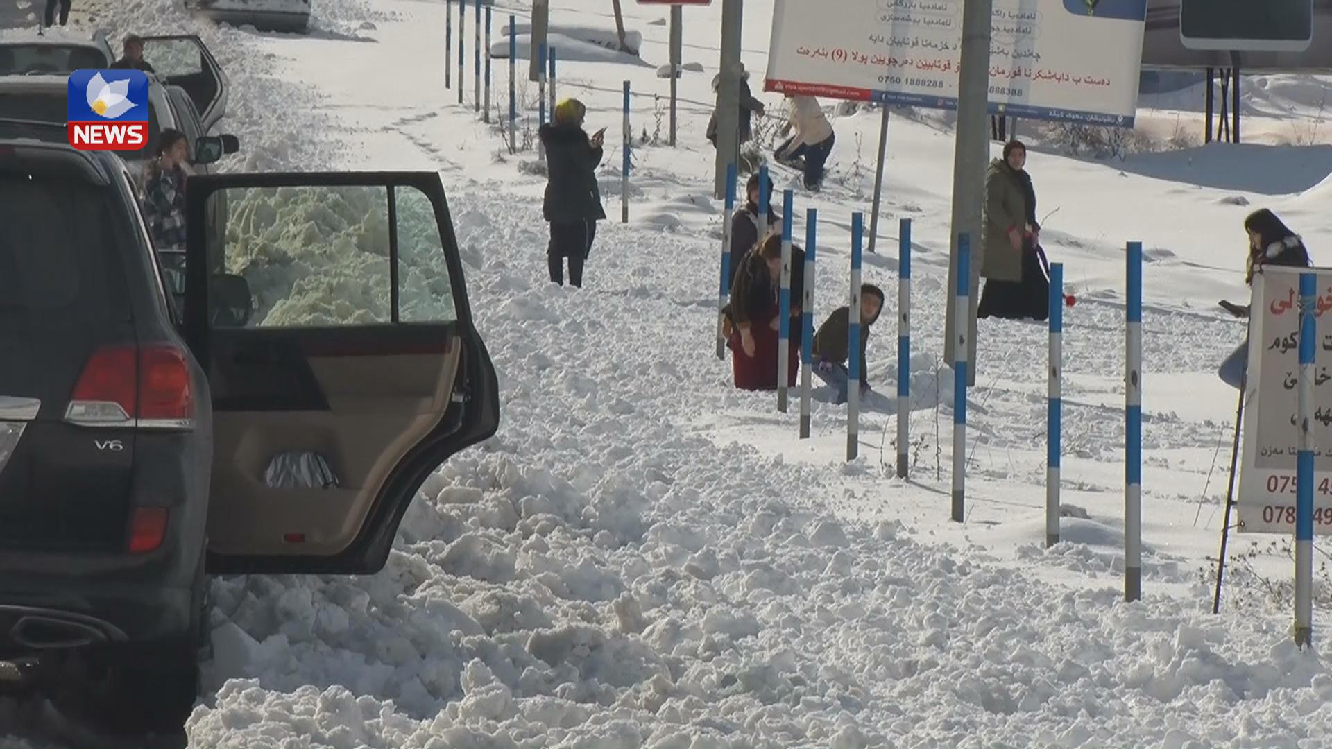 ژمارەیەکی زۆری گەشتیار ڕوویان لە سنوری دھۆک کردووە