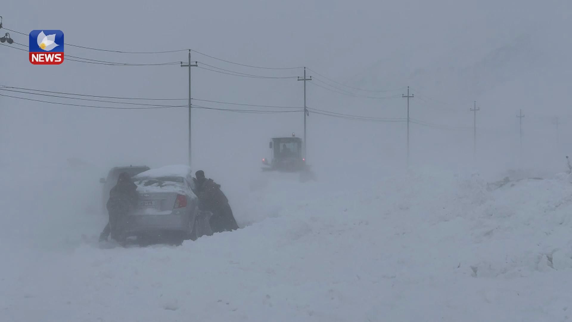 شەپۆلێکی بەفربارین دەڤەری باڵەکایەتی گرتووەتەوە