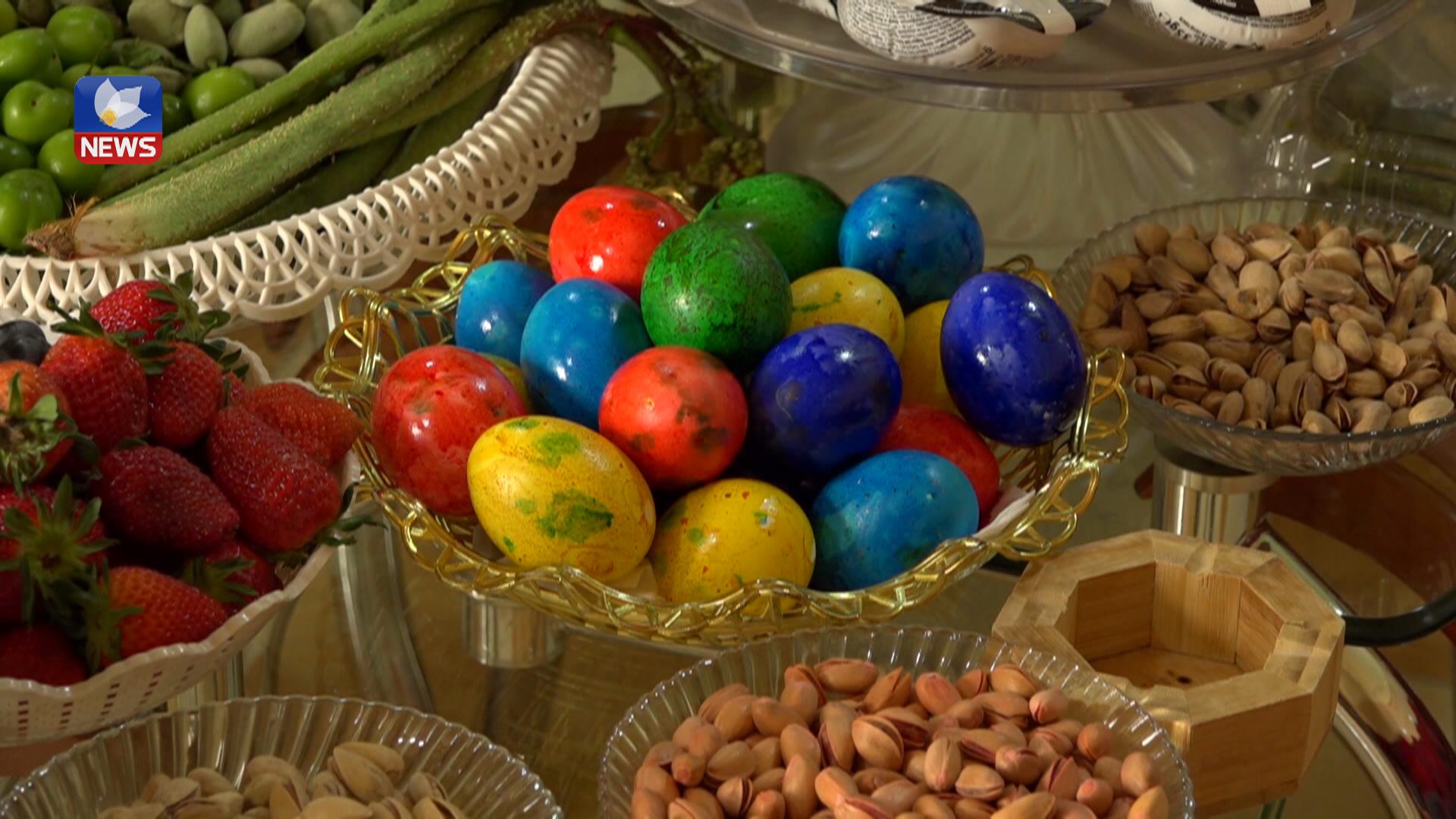 ئێزدییەکان لە جەژنی چوارشەممەی سور ھێلکە بە ھێمای زەوی دەزانن