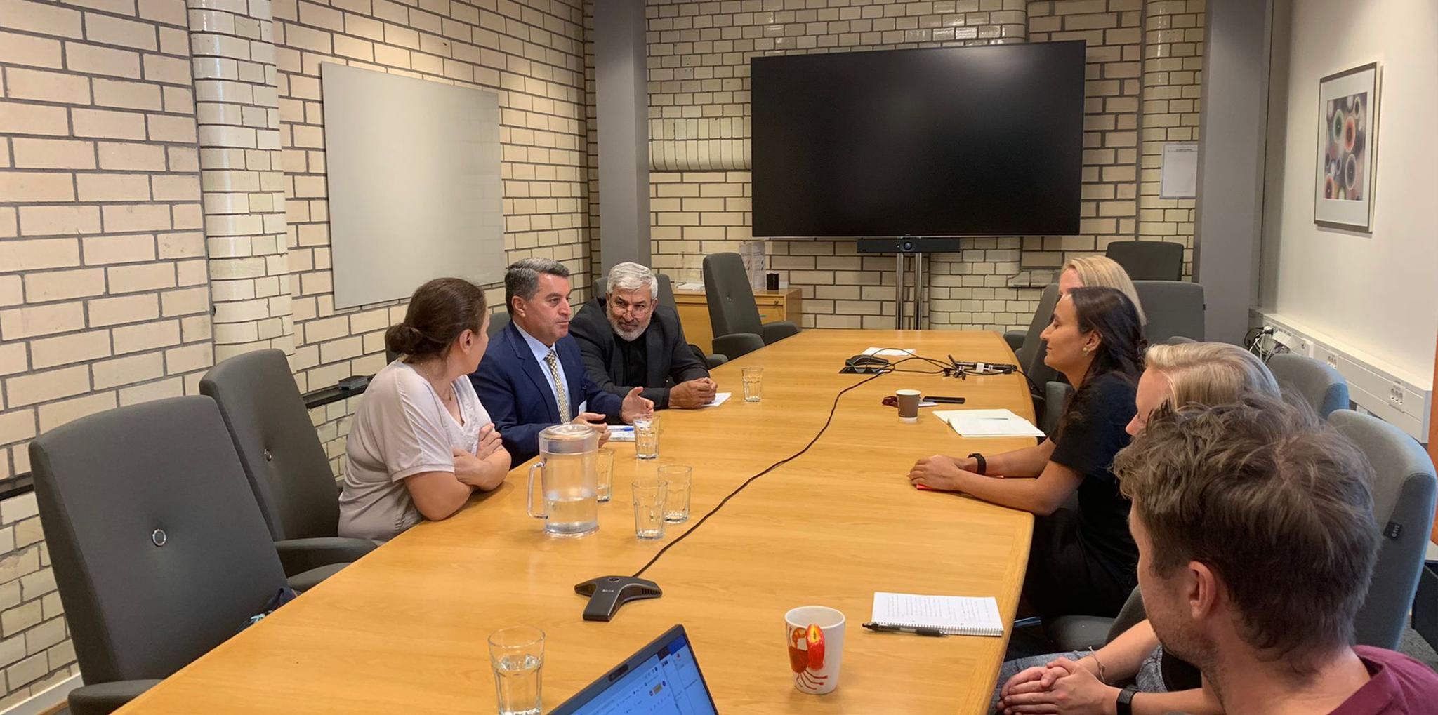 وەفدێکی ڕۆژئاوای کوردستان لەگەڵ وەفدێکی وەزارەتی دەرەوەی نەرویج کۆبوونەوە