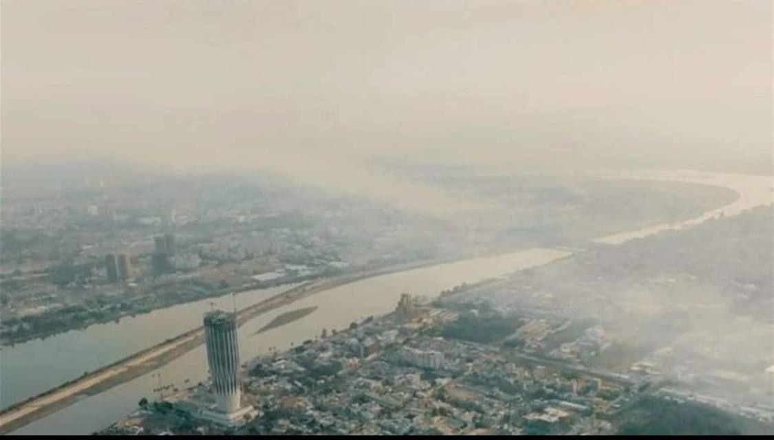   بغداد تصحو على عودة السحب الكبريتية بعد أن اختفت لأسبابيع 