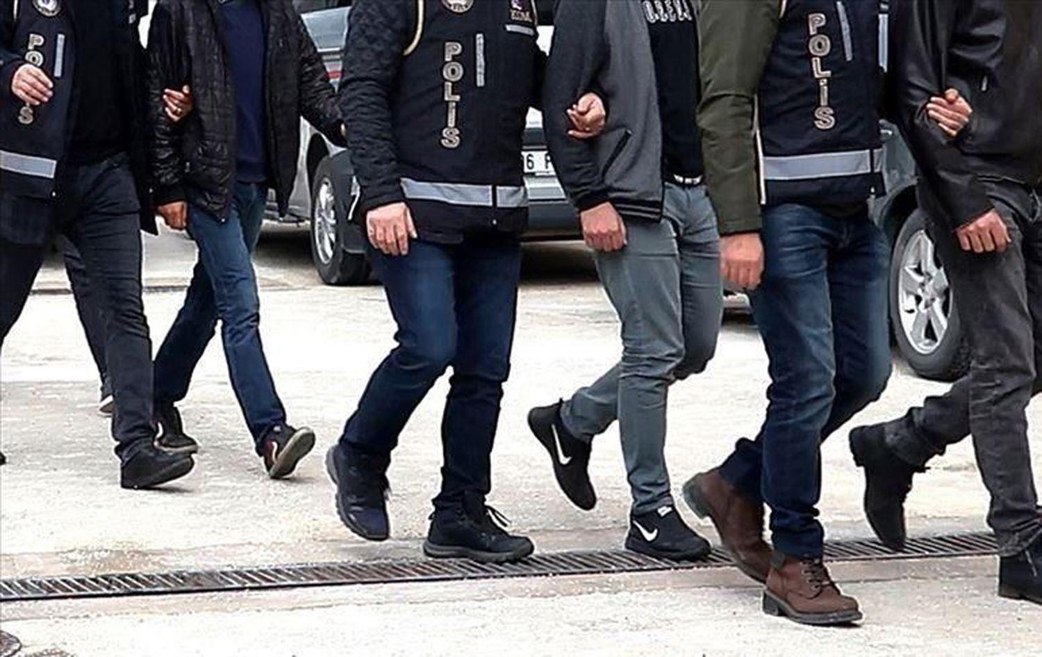 لە تورکیا ٢٠ کەس لەسەر وتنی گۆرانی کوردی دەستگیرکران