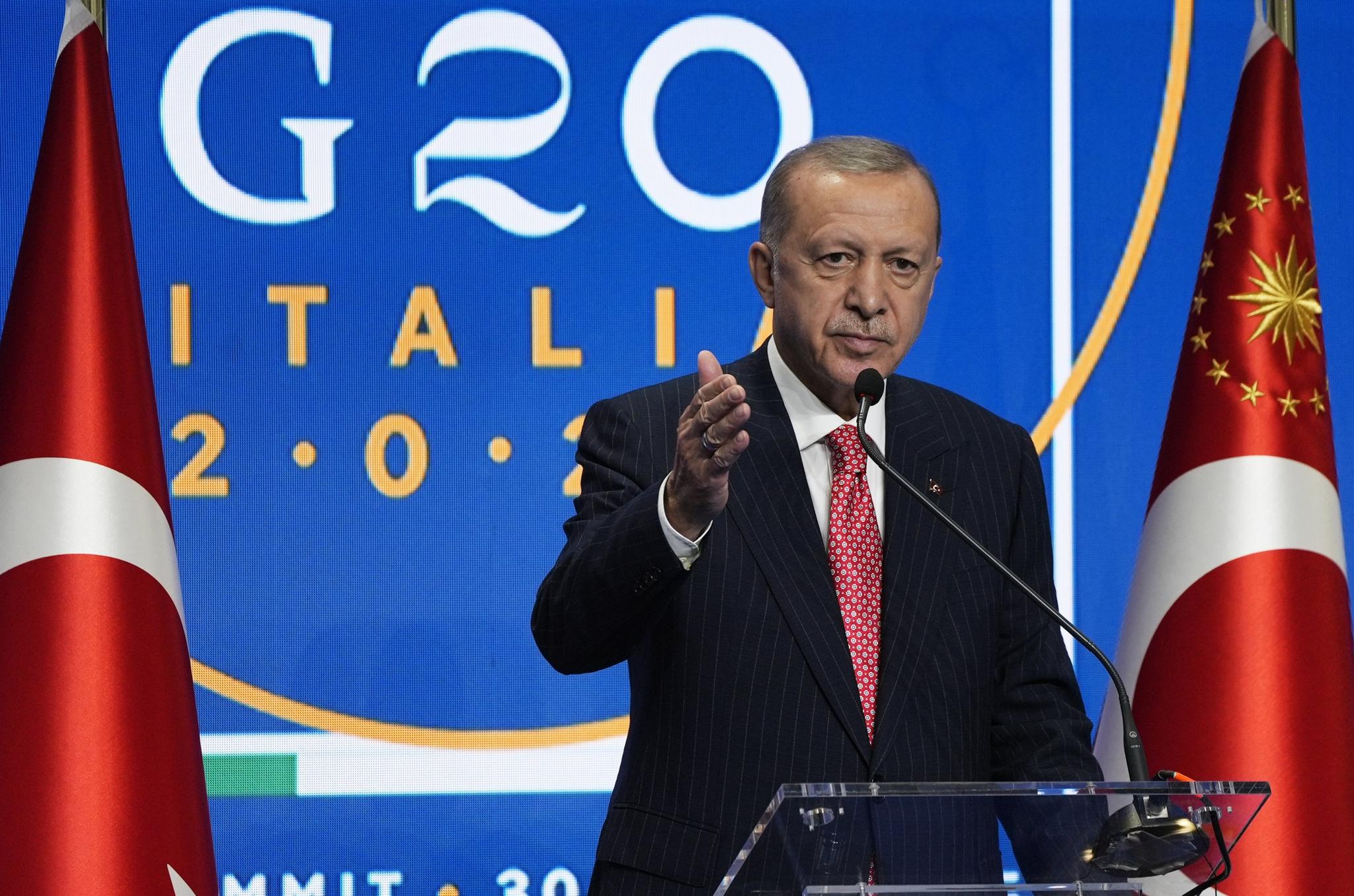 ئەردۆغان: دەرگا بە ڕووی کۆچبەرانی ئەفغانستاندا ناکەینەوە