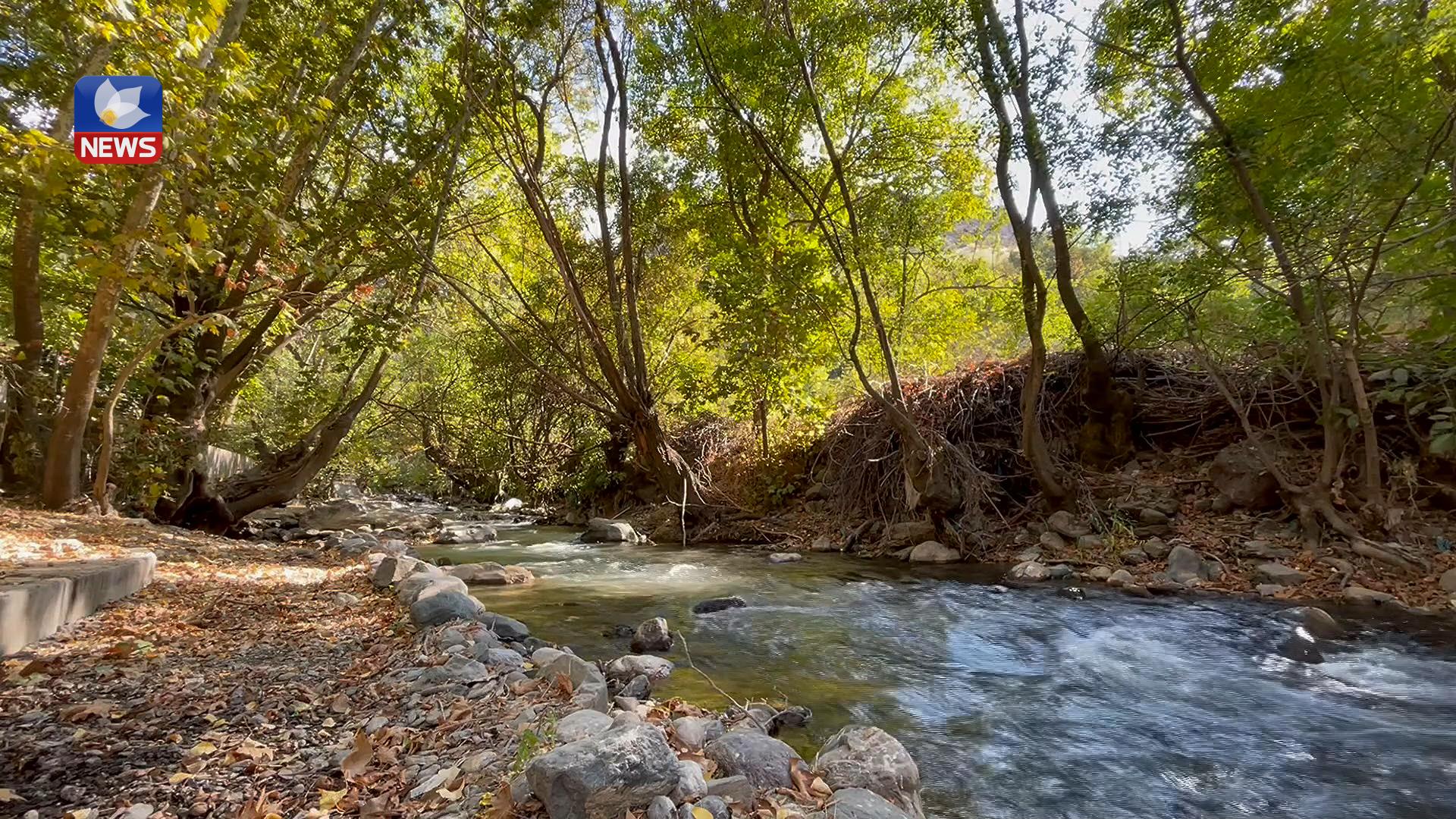 لە سنوری چۆمان چەندین سەرچاوەی ئاو ھەیە بەفری چیاکان داپۆشیوە