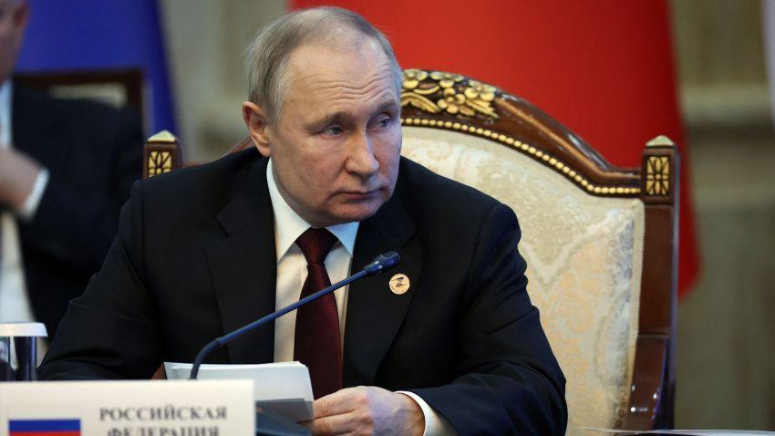 پوتن لەگەڵ فەرماندەکانی سوپا کۆدەبێتەوە و ئامانجەکانی ساڵی ٢٠٢٣ دیاریدەکات