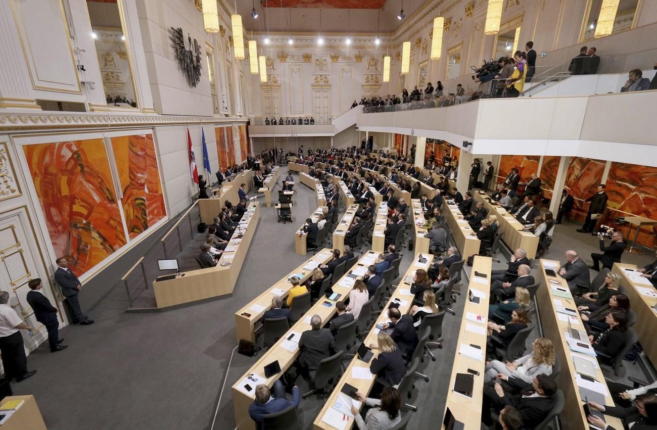 پەرلەمانتارانی نەمسا دۆسیەی زیندانیانی سیاسی ئێران لەئەستۆ دەگرن