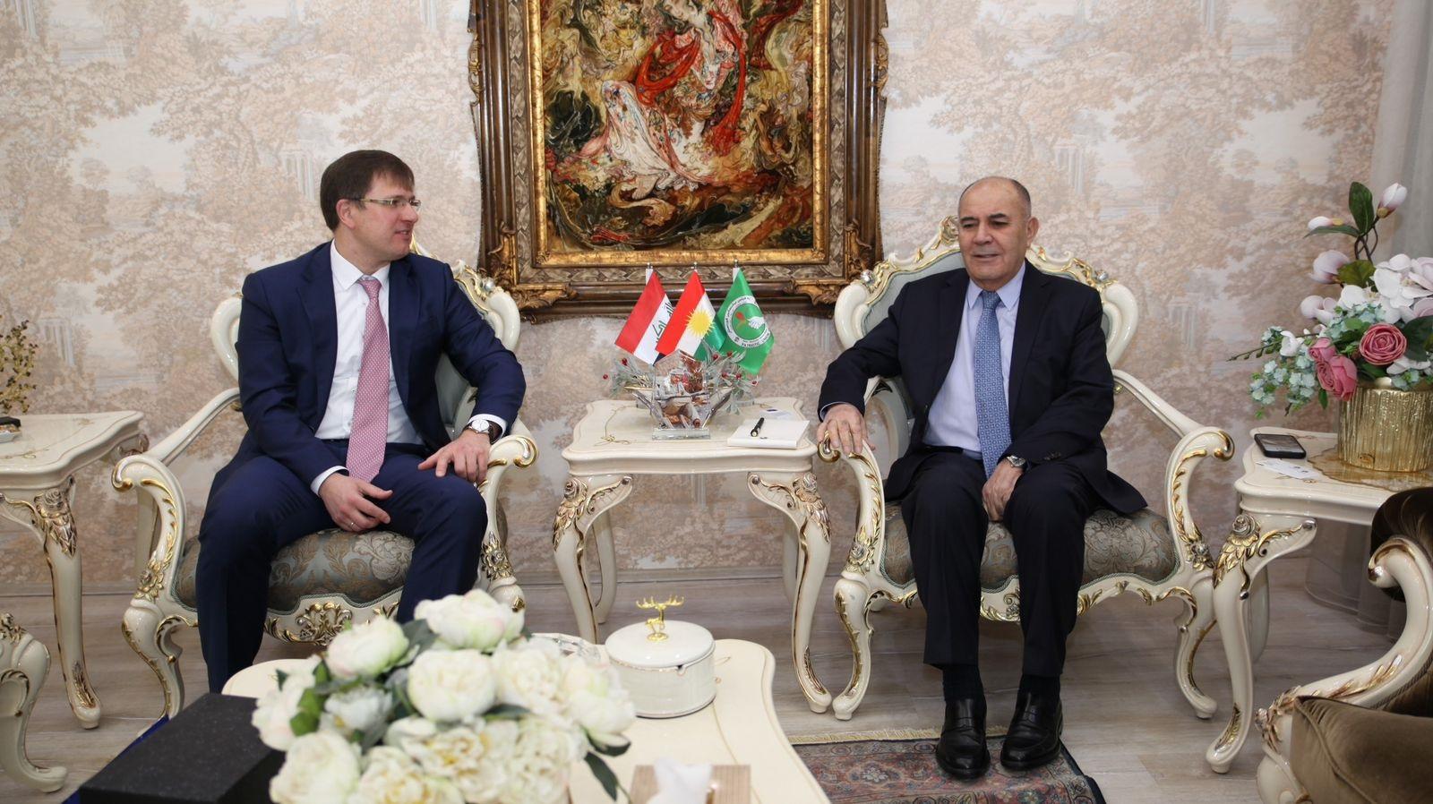  وتەبێژی یەکێتی لەگەڵ کونسوڵی گشتی ڕوسیا لە ھەرێم کۆبووەوە 