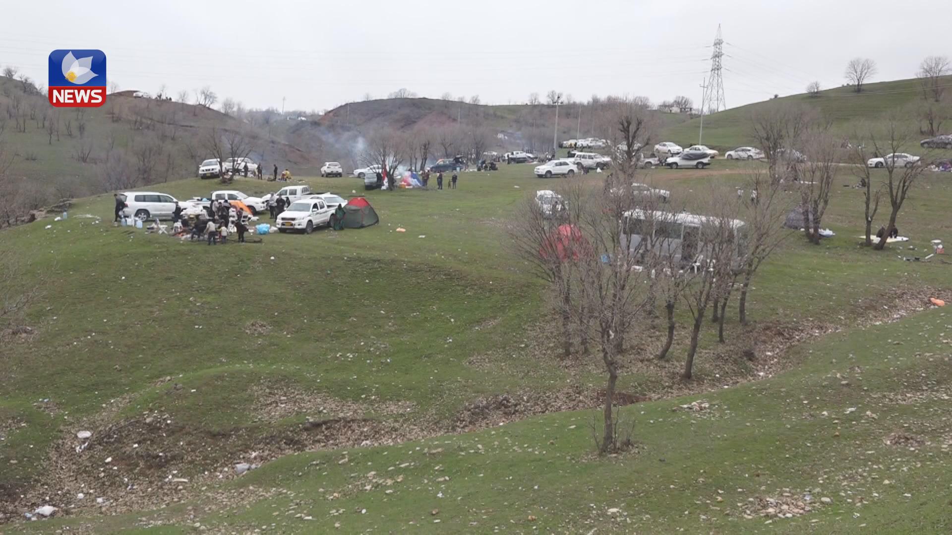 ھاووڵاتیان لە کەشێکی سارد روویان لە سەیرانگاکان کرد