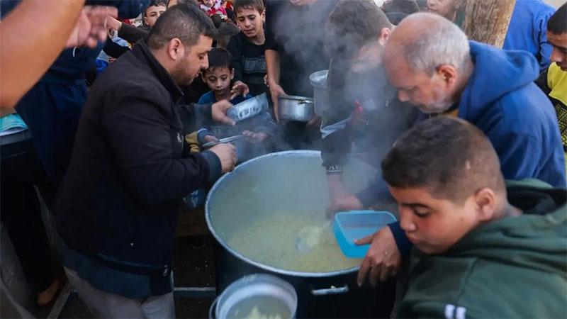 یەکێتی ئەوروپا: لە ١٠٠٪ی دانیشتووانی غەززە تووشی برسێتی بوون