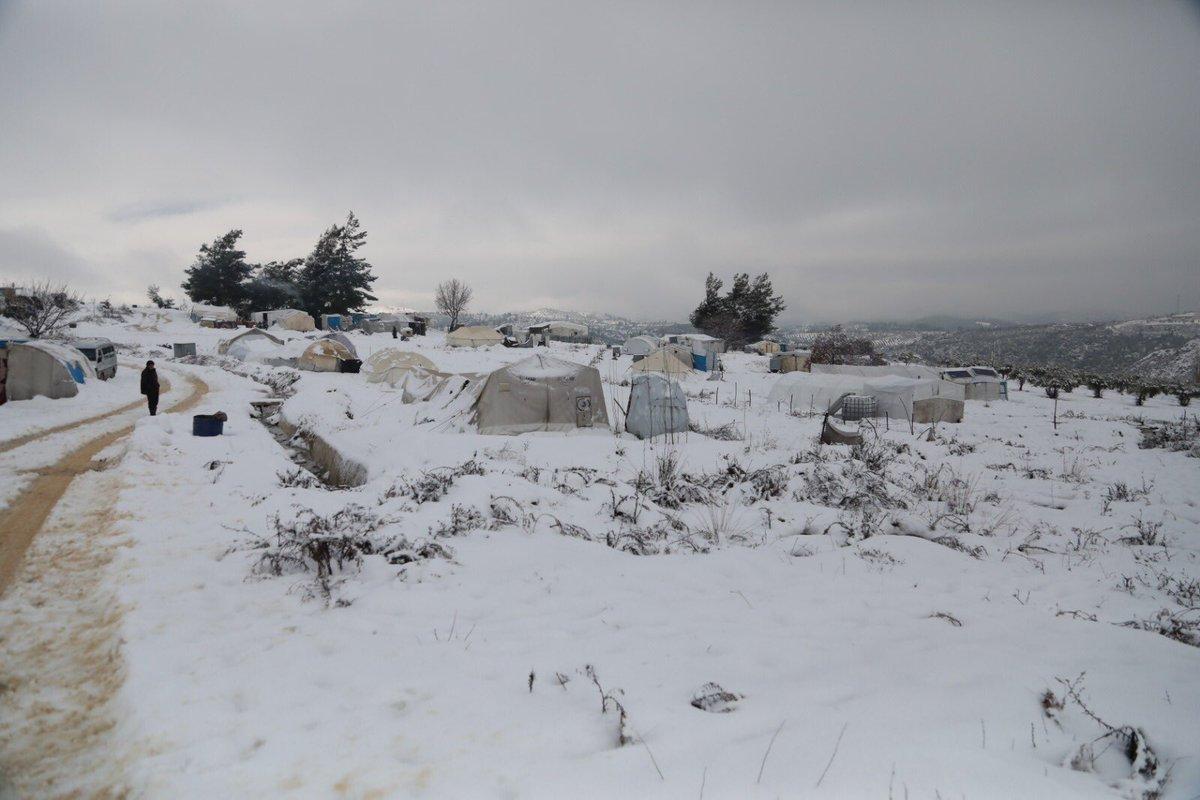 بەھۆی سەرماوە دوو منداڵی ساوا لە کەمپێکی باکوری خۆرئاوای سوریا گیانیان لەدەستدا
