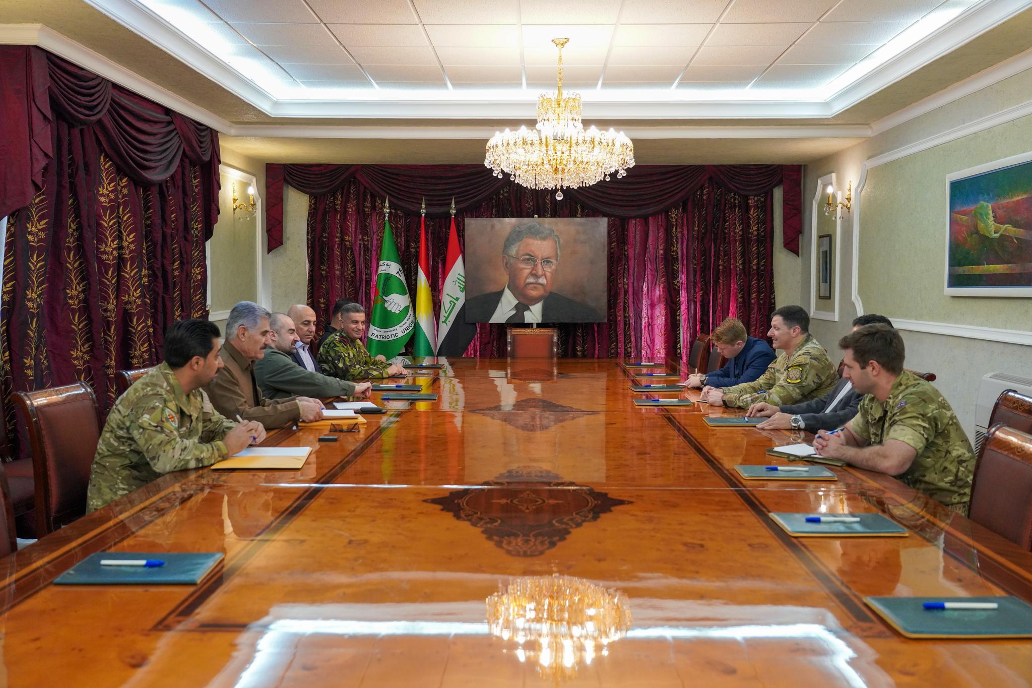 بافڵ جەلال تاڵەبانی لە دەباشان پێشوازیکرد لە وەفدێکی ھێزەکانی ھاوپەیمانان