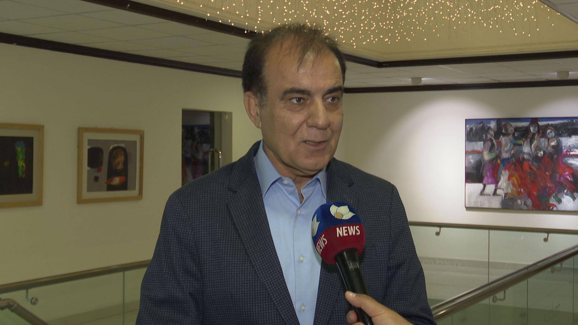 ئارێز عەبدوڵا: ئەوەی لە پەرلەمان روویدا پێچەوانەی گفتوگۆ و کۆبوونەوەکانی یەکێتی و پارتی بوو