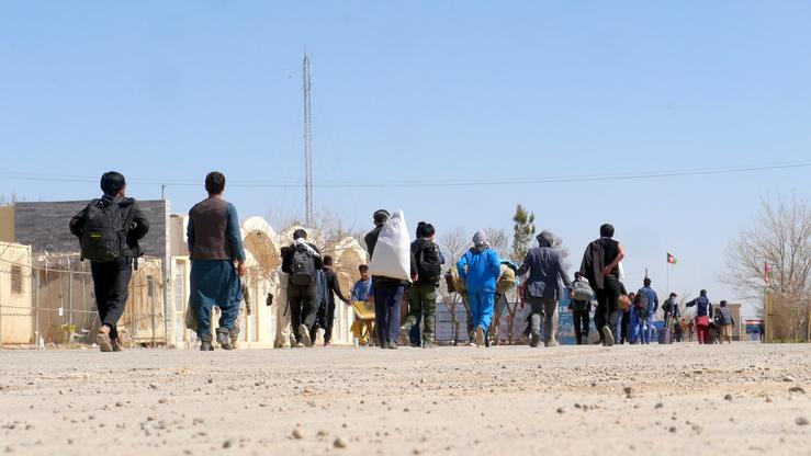 یەک ملیۆن ئەفغانی وڵاتەکەیان بەجێدەھێڵن 