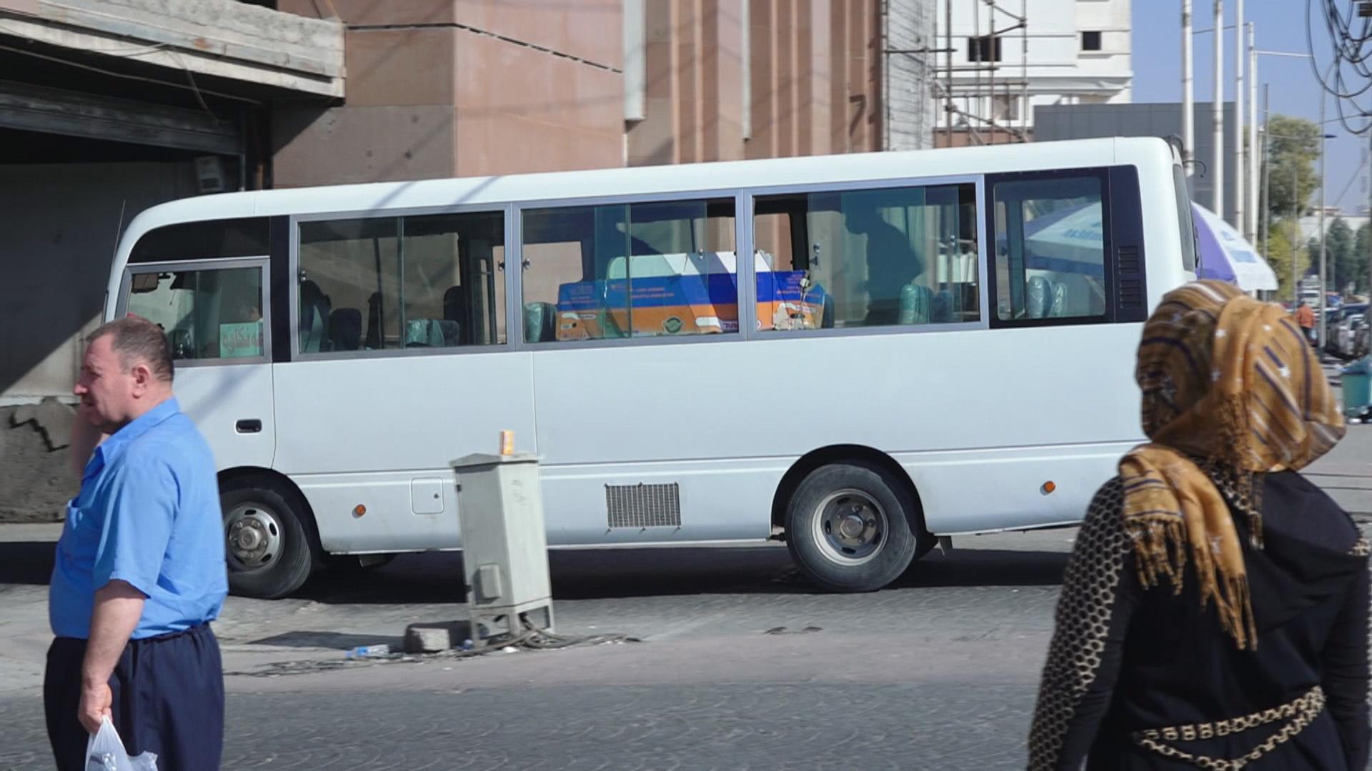 لە ھەولێر شەش شوفێری پاس بەھۆی گرانکردنی نرخەوە سزادران