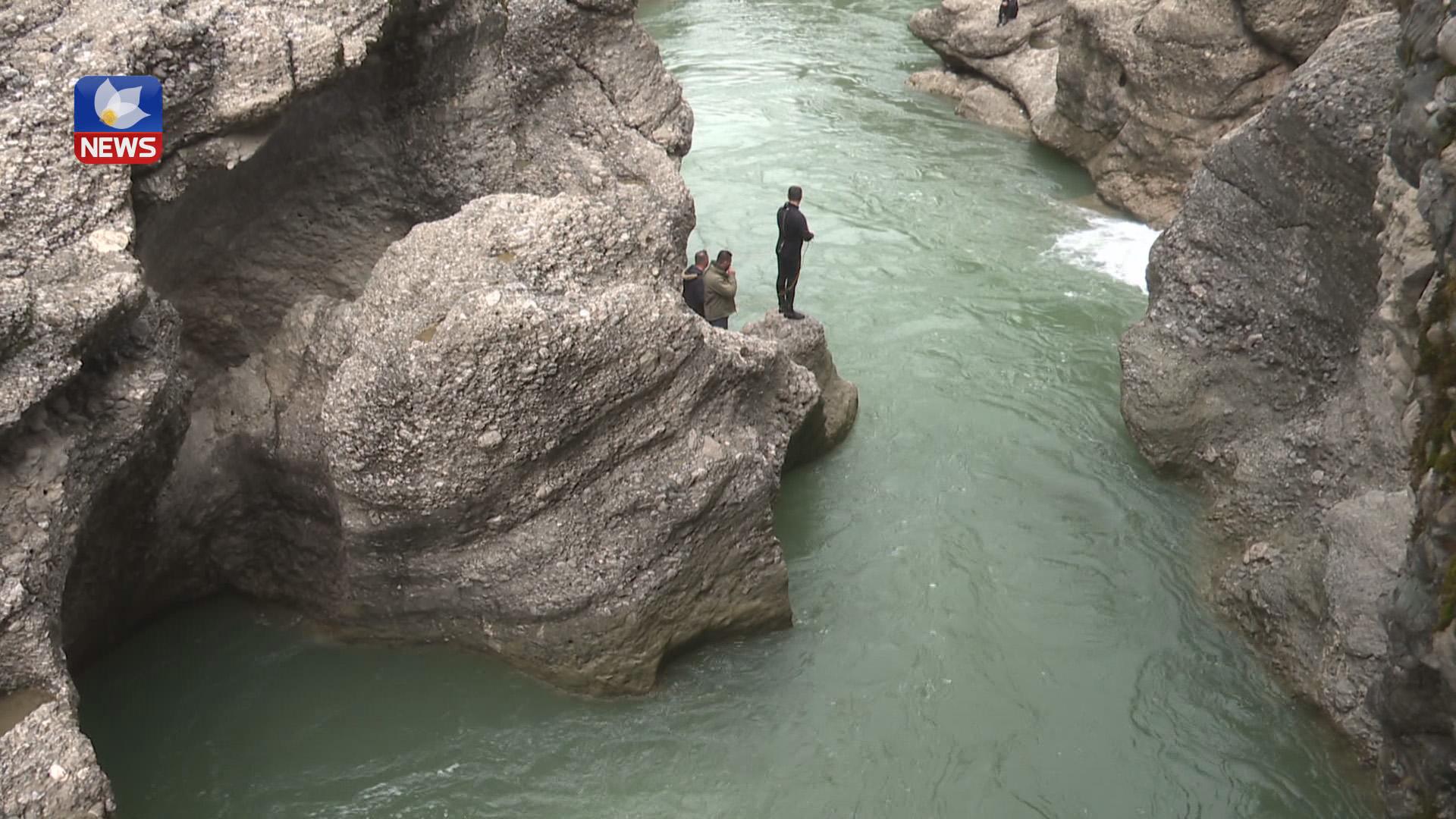 ئەمڕۆ ھەڵمەتی گەڕان بەدوای سێ گەنجەکەی چەمی خەمەڵۆکە بەردەوام دەبێت