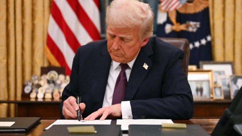 موقع أمريكي يشخّص الخطر الذي يواجه ترامب بسبب تجاوزه للحدود الدستورية