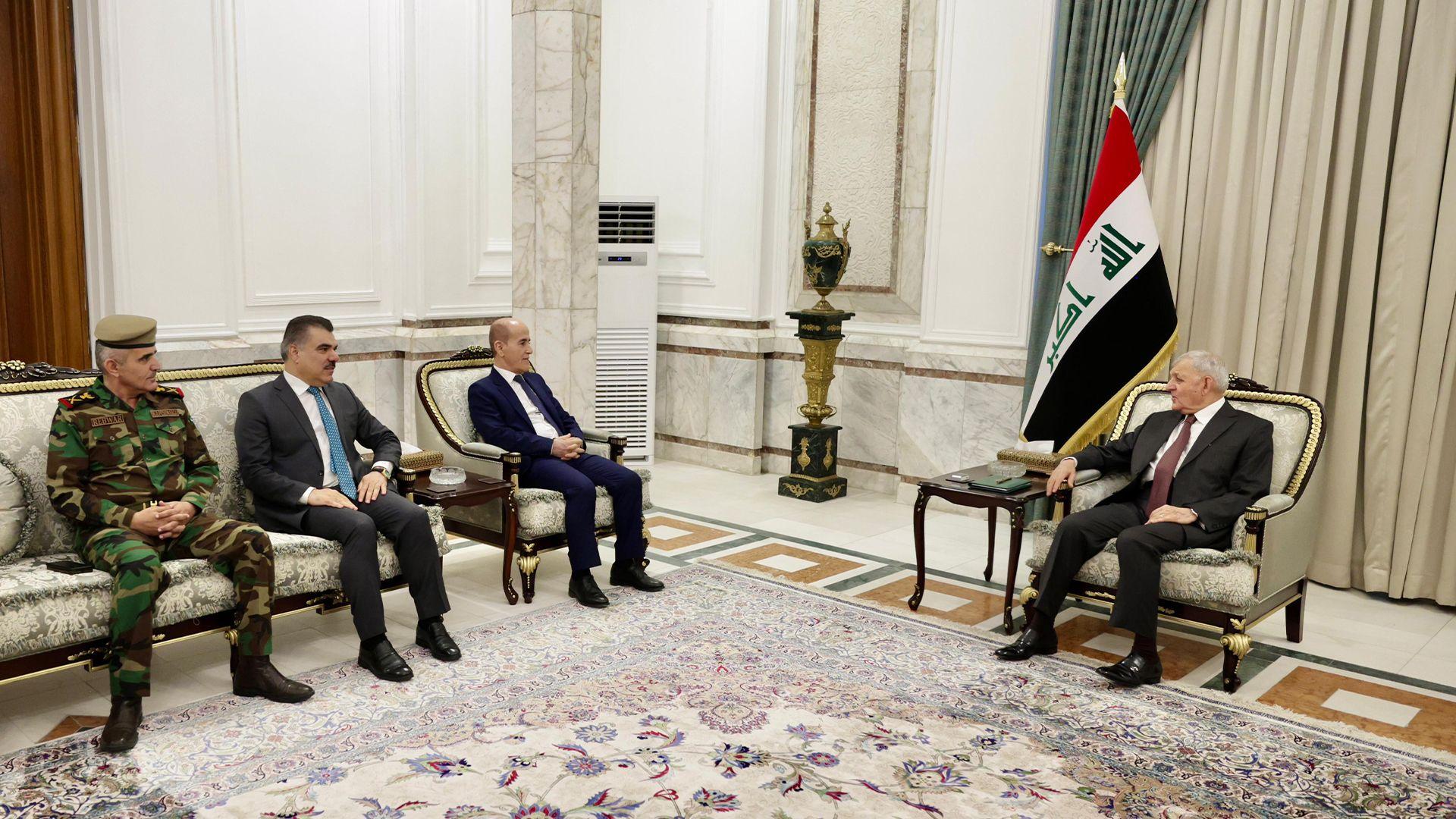 سەرۆک کۆمار: گرنگە ئاستی ئامادەیی هێزەکانی پێشمەرگە بەرز بکرێتەوە و پەرە بە تواناکانی شەڕکردنیان بدرێت