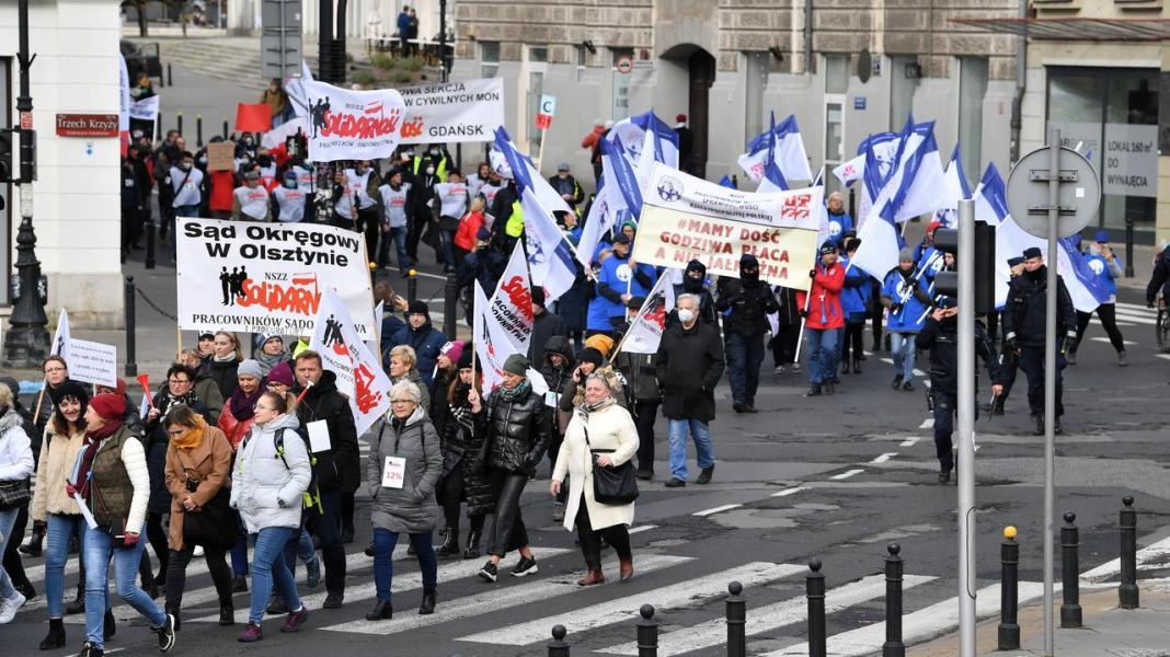 لە پۆڵەندا پشتیوانی لە کۆچبەران دەکرێت