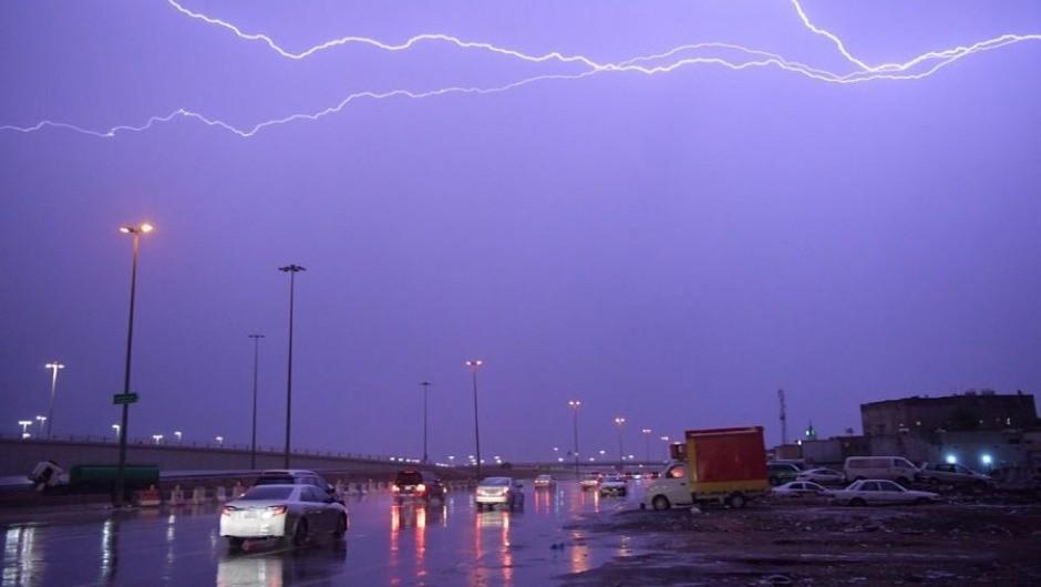 شەپۆلێکی بارانبارین و ھەورە تریشقە هەرێمی کوردستان دەگرێتەوە 