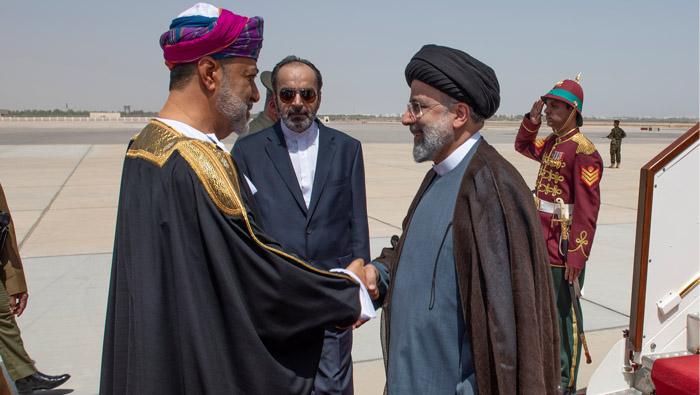 سوڵتانی عومانی سەردانی تاران دەکات 