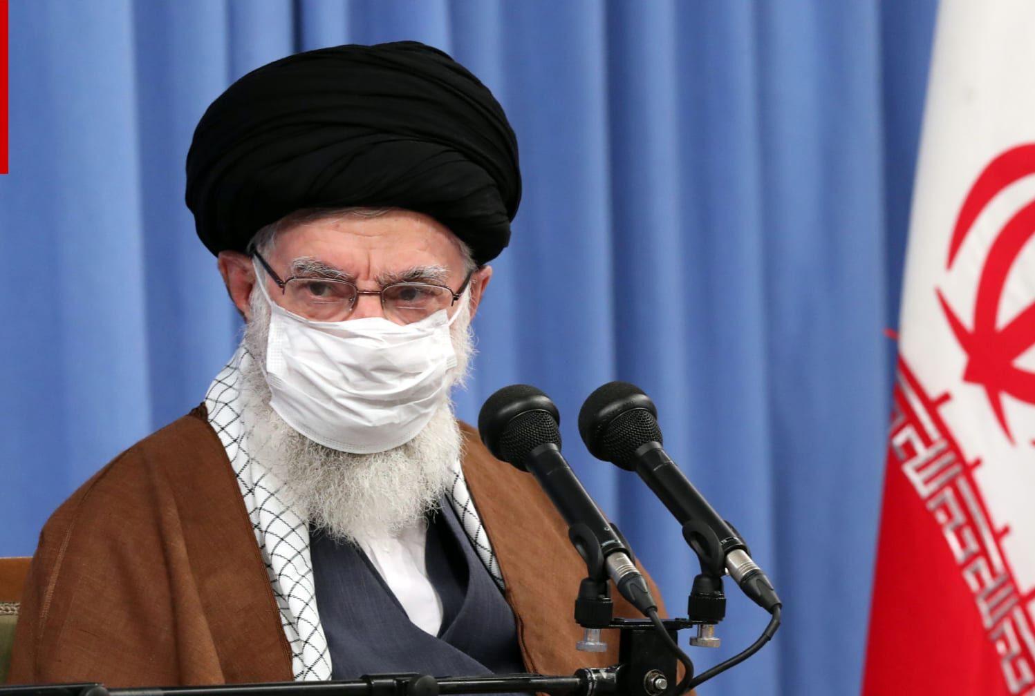 خامنەیی لەسەر قاسم سولەیمانی رەخنە لە وەزیری دەرەوەی ئێران دەگرێت