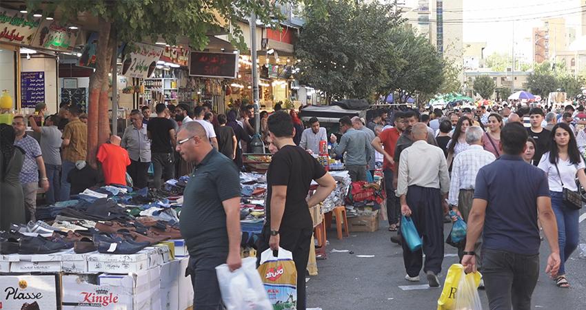 ھاوڵاتیان داوا دەکەن حکومەت نەگەڕێتەوە بۆ پاشکەوت و لێبڕینی مووچە