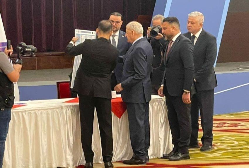 رئيس الجمهورية يدلي بصوته في الانتخابات