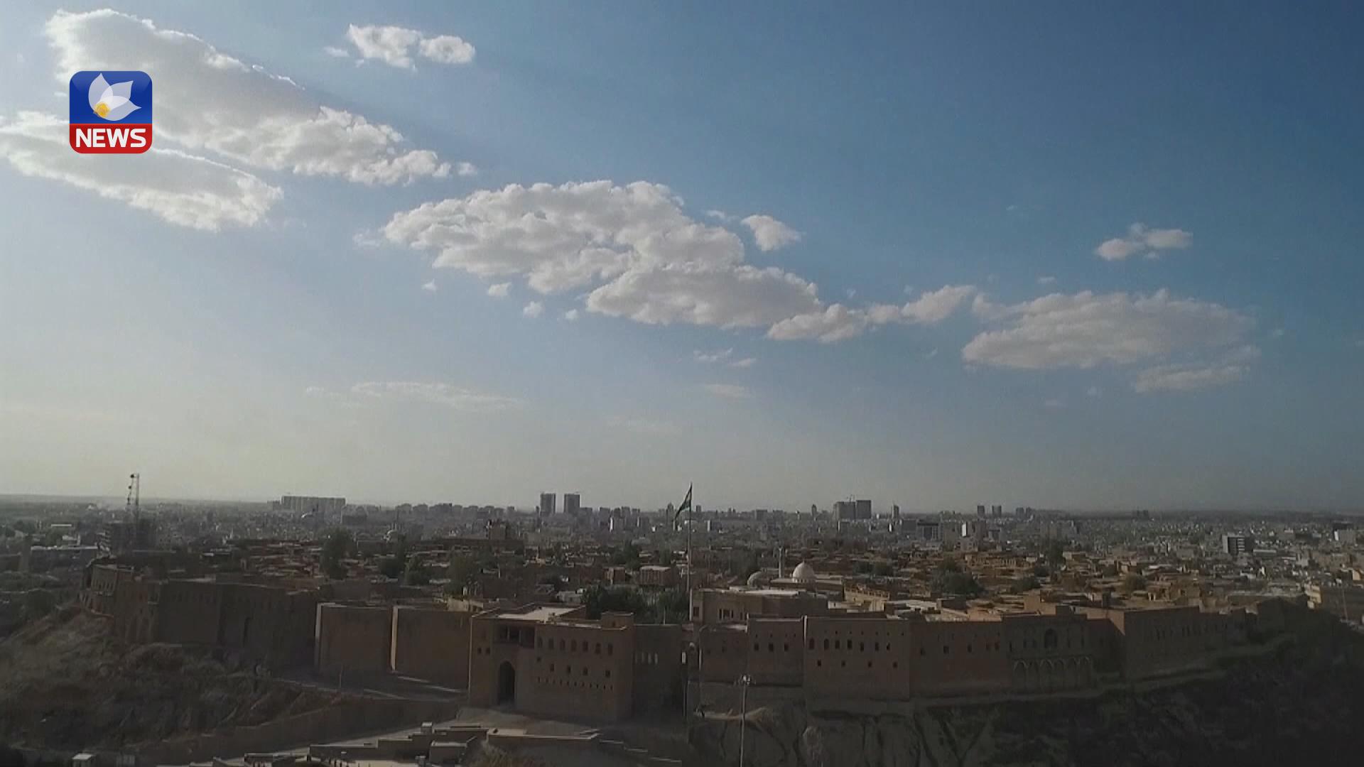 پارتی سیاسەتی بانێک و دوو ھەوا پەیڕەو دەکات